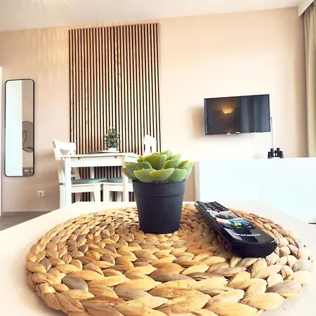 Apartment Duhnerherz Bestlage Im Zentrum,am Duhnen, Balkon Mit Meerblick,wlan Parkplatz Und Fahrradabstellraum Bettwaesche Und Handtuecher Inkl *